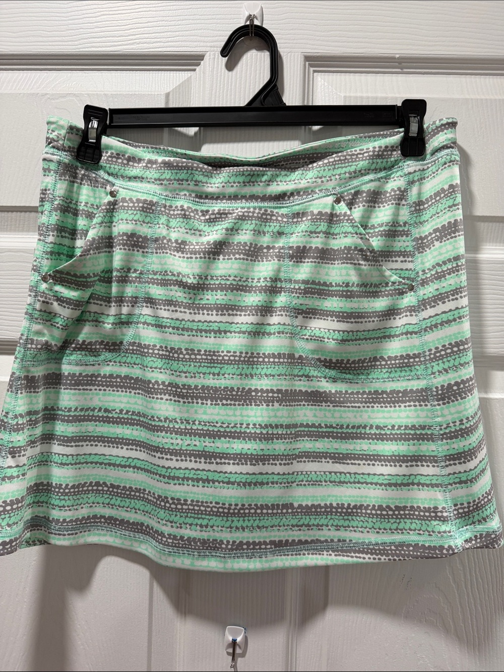 PGA Tour Mint and Gray Dotted Golf Skort Size Large NEW WITHOUT TAGS